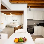 Vila Cavo Blue *
